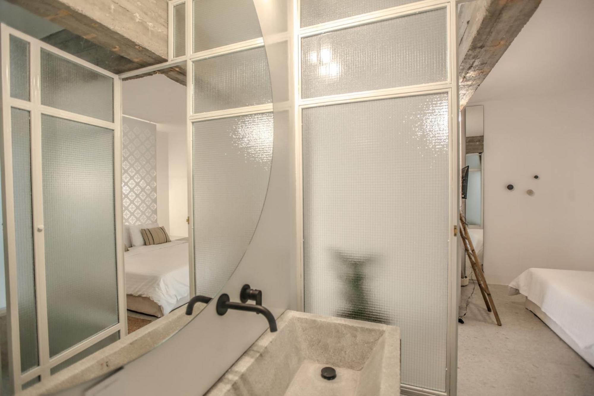 Convent Apartments - Huge One Combination Kalampáka Ngoại thất bức ảnh